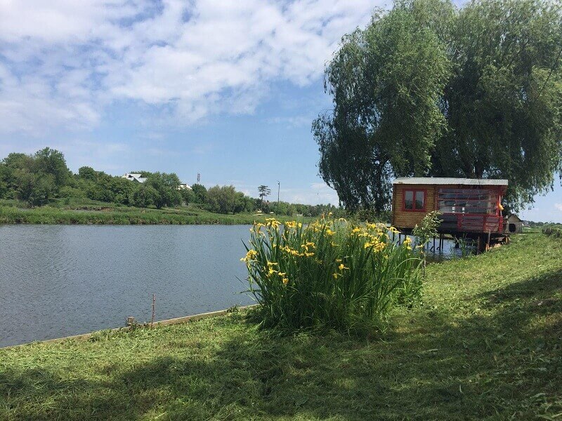 lacul peris - pescuit sportiv si peste proaspat